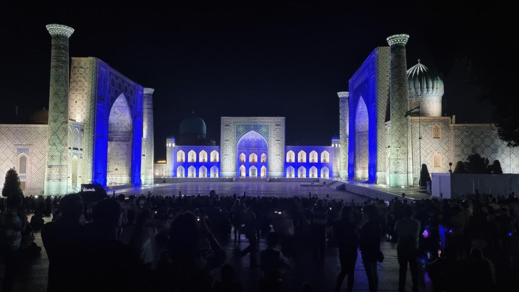 Hotel Registon Zargaron Samarkand Exterior foto